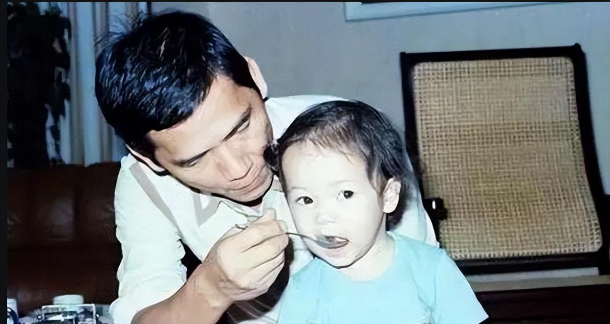 “最强情妇”林月云: 霸占闺蜜老公31年，生下侯佩岑，获亿万遗产