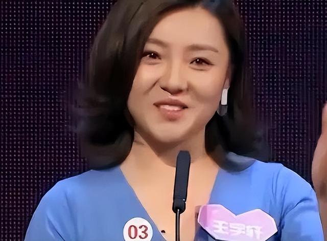 非诚勿扰|“非诚勿扰”现场被孟非怒斥，爆灯无数却从未牵手的她，结局如何