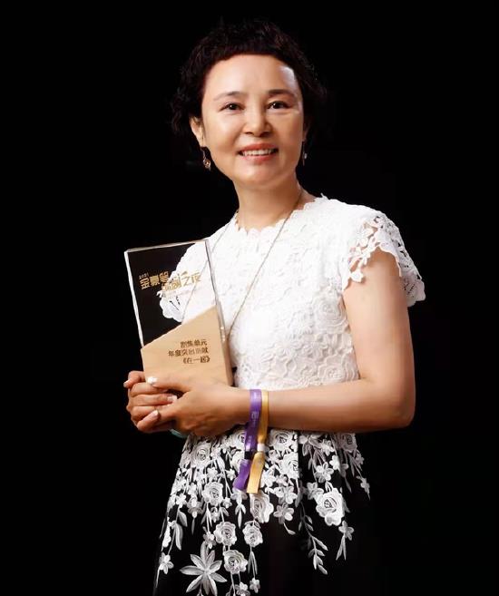 原本冲着郭京飞王千源看的《漂白》，却被40岁跨界女演员给惊艳了