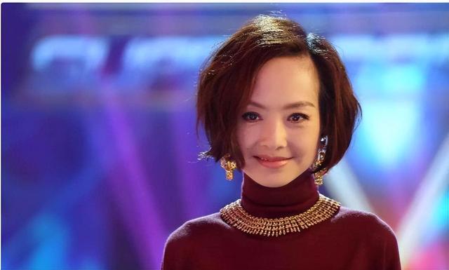 “央视一姐”到“查无此人”,53岁的鲁豫,沦落至此完全咎由自取