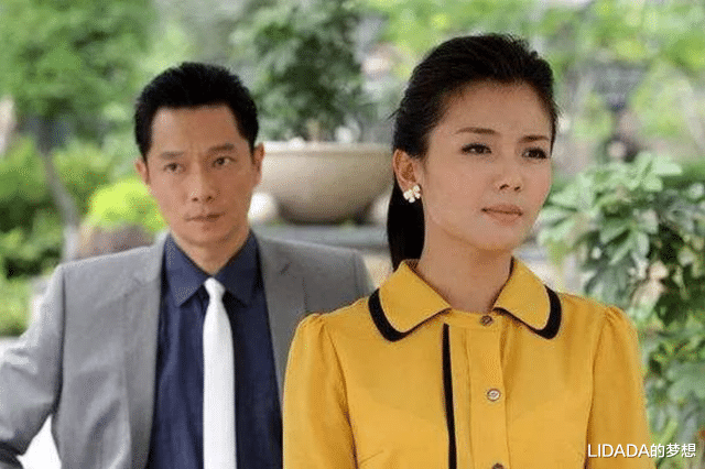 55岁谢祖武低调娶圈外老婆,结婚20年恩爱甜蜜,一家人美满幸福