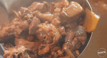 车程只要半个小时,就能美食相伴、策马奔腾潇潇洒洒?