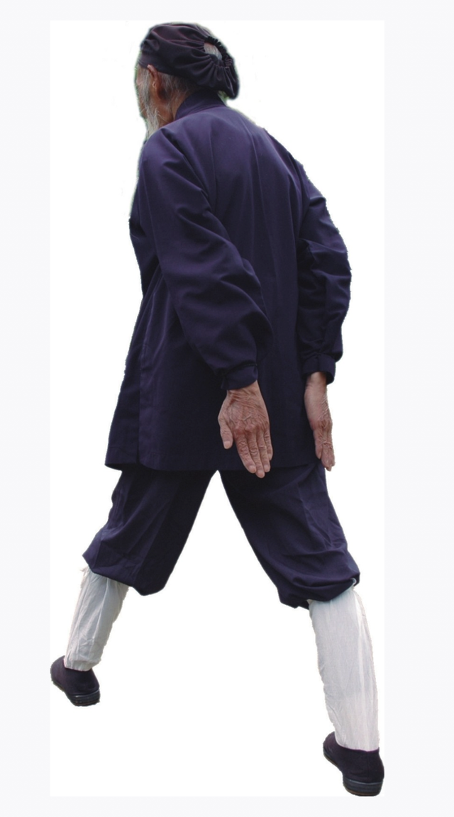 治腰疼，为何金刚功“手足前后固肾腰”比八段锦“攀足”效果好？