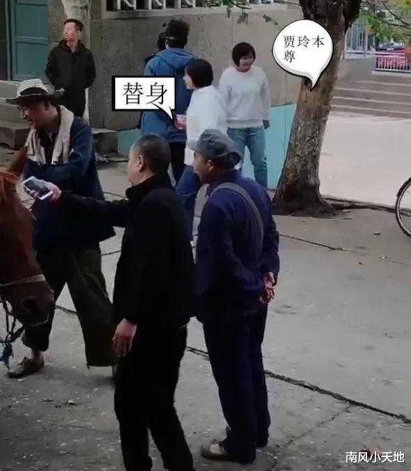 贾玲与替身合影曝光!网友惊呼:瘦下来的贾玲,替身还能“替”吗