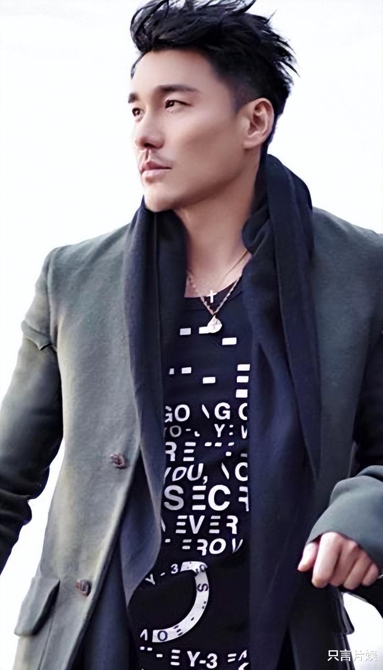 胡兵算不算顶级美男子？看他和贝克汉姆 胡歌等人的照片就有答案了