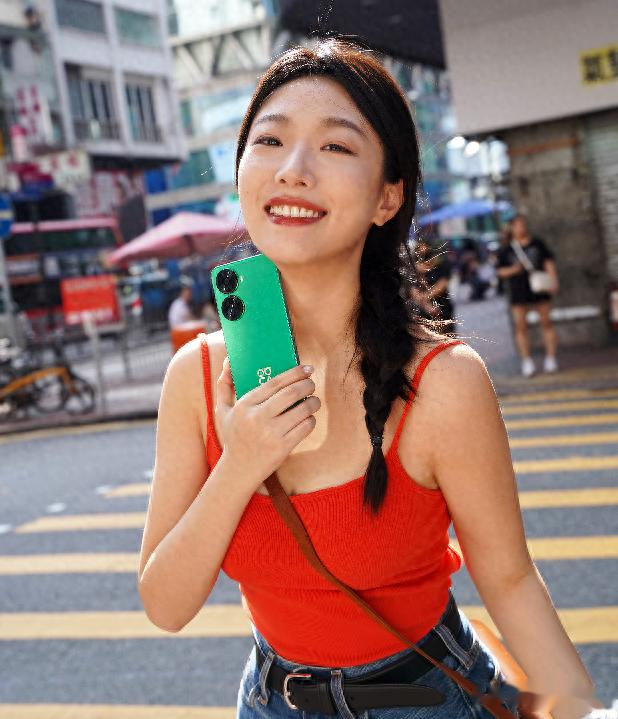 华为:千元机“卷王”,1亿影像+鸿蒙OS+智慧快充