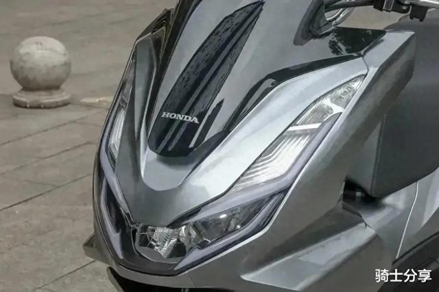 前沿快报:川崎发新车，KTM390ADV即将换代，本田佛沙150被疯传