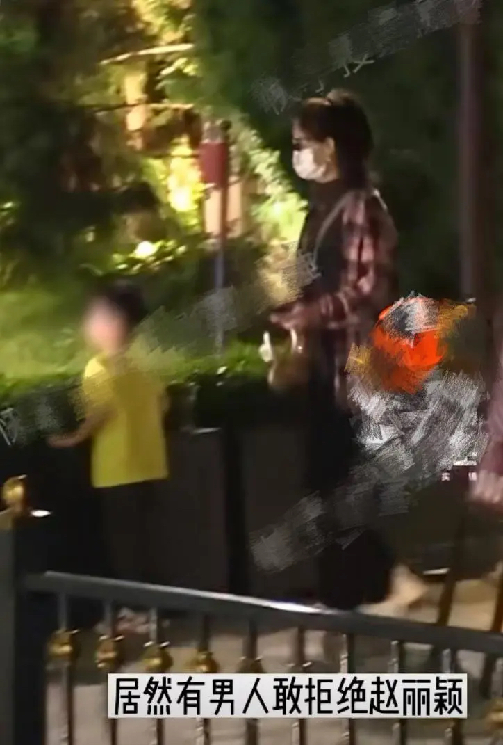 赵丽颖带娃野外露营,5岁想想近照曝光,母子罕见同框幸福满溢