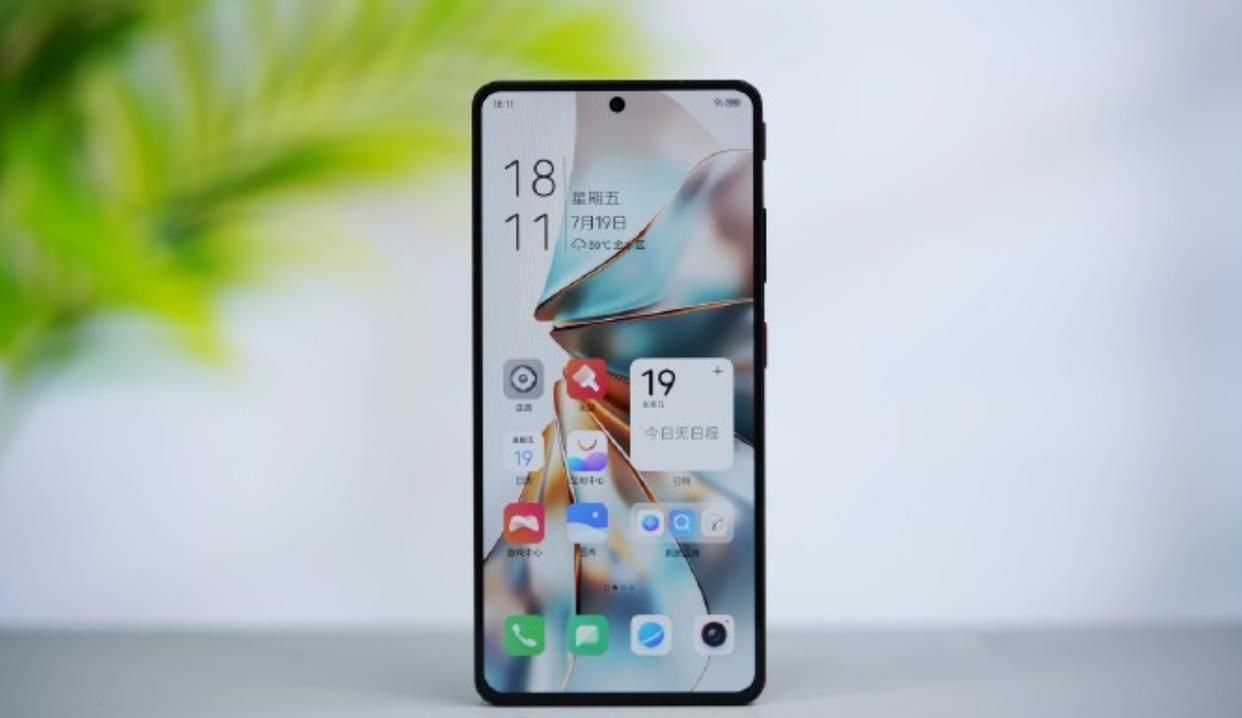 同价位配置“满分”，卫星通信+1.5K屏，12GB+256GB降到1978元