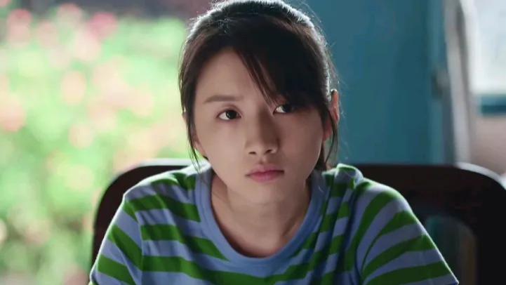 《驻站》李浩菲：演技长相皆被嘲，还被骂资源咖，究竟谁在捧她？