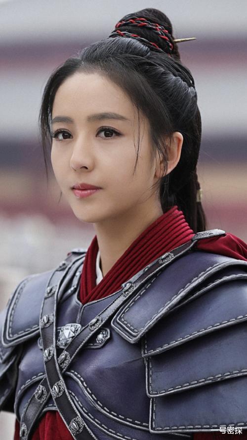 46岁陈思诚携25岁女友欧洲度假,女友身形猛涨,比佟丽娅壮实许多