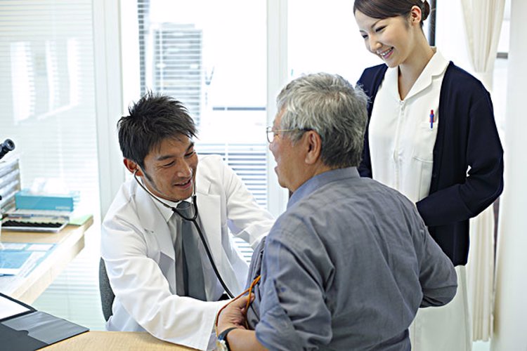 又一起，吃他汀药肾衰竭？转告父母：服用他汀药物，这3点要注意