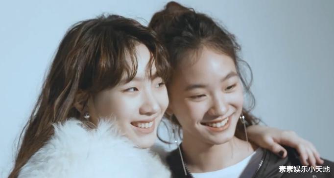 小S大女儿疑似回应:晒旅游照心情不受影响,做夸张动作力挺妹妹