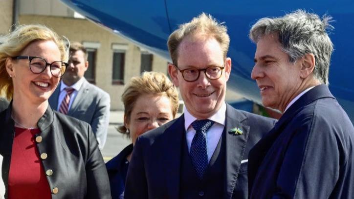 65个收到“邀请函”，却唯独将飞科排除在外，该如何应对