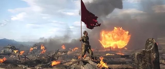 国庆档来袭!新华社力推陈凯歌30亿巨制战争片,吴京又要封神了