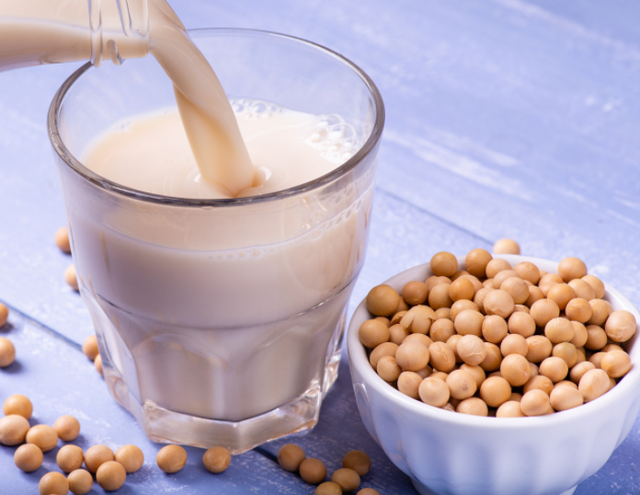 兄妹二人查出胃癌,平时不喝酒喜清淡,医生:早上爱吃1样东西