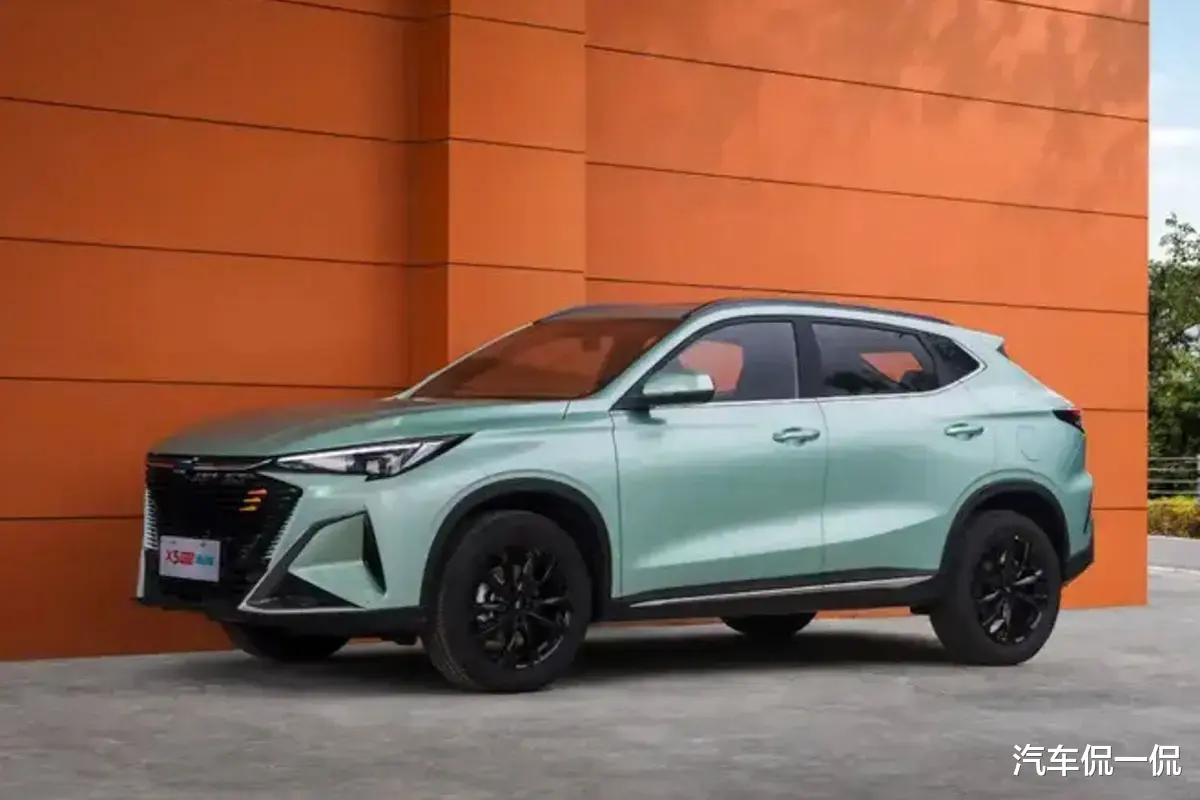 长安超值SUV，5万起享1.5T自动挡，188马力越级体验
