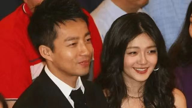 律师劝汪小菲理性面对停止幻想和自我催眠，直言大S对他已无余情