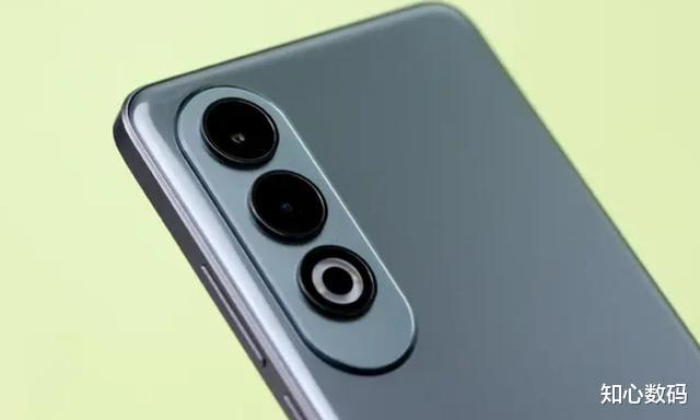 OPPO终于摊牌了,5500mAh+100W快充,卖不动就接着降价