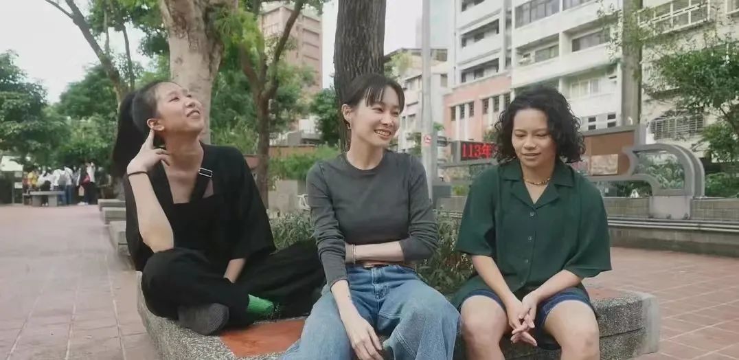 林依晨当小三,大S衣服被汪小菲贱卖,湾湾女星终于next level了