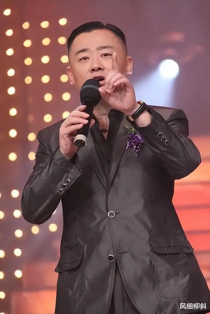 沦落到被全网封杀！周立波逃往海外！