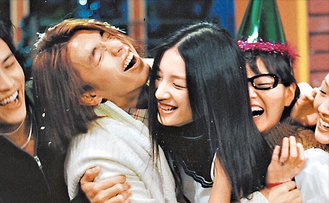 两次金钟奖得主李威卷入命案,已被传讯两次,家人直言平时没联络