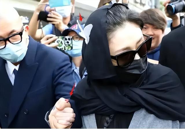 惊！这一天的台湾，被“丰满有料”的大S，彻底丢光了自己的脸面