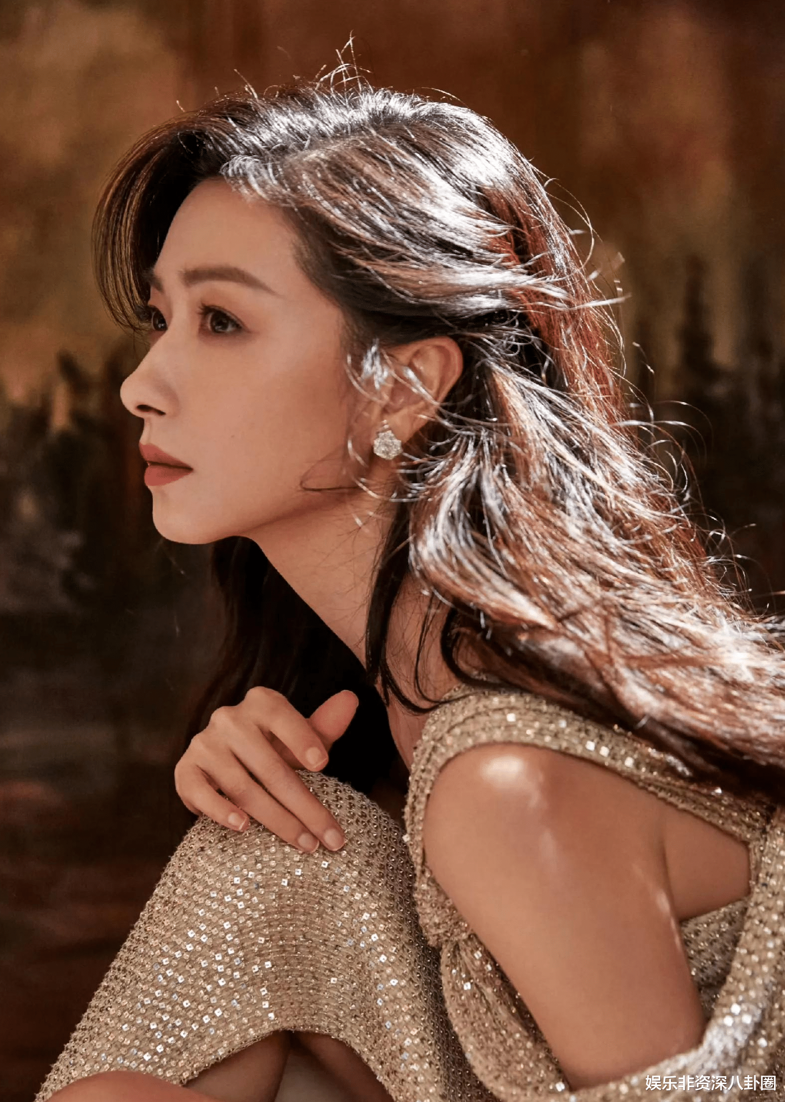 中秋晚会女星造型,宋轶鞠婧祎娇滴滴刘涛霸气,万茜这次杀疯了