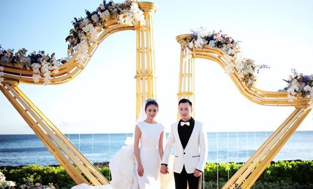 这竟然是安以轩？百亿老公被判14年，夫妻大难临头各自飞，真的吗