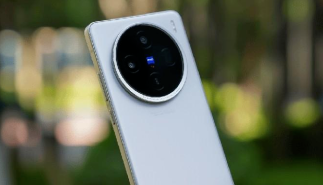 9月换新机首选,这4款价格“下跌”,买来能再流畅使用四五年