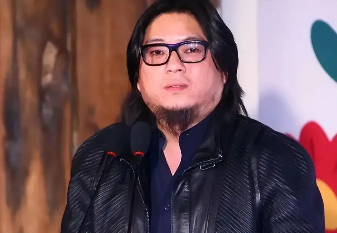 善恶终有报，在美国销声匿迹的高晓松传出消息！早已经走上了一条不归路