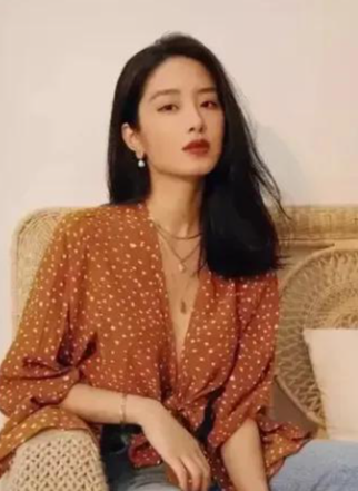 杨采钰:古典与现代的完美交融