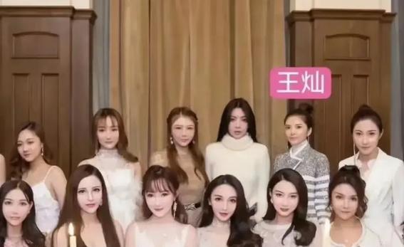 李小璐42岁生日,时代姐妹团再重聚,竟有种名媛培训班既视感!