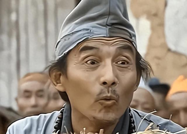 我们仿佛都是韭菜！这5个过气明星把 “情怀” 做成了 “生意”