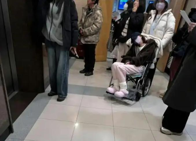 8天会3女,顶流男歌手被曝大瓜,视频已流出,正主火速出手