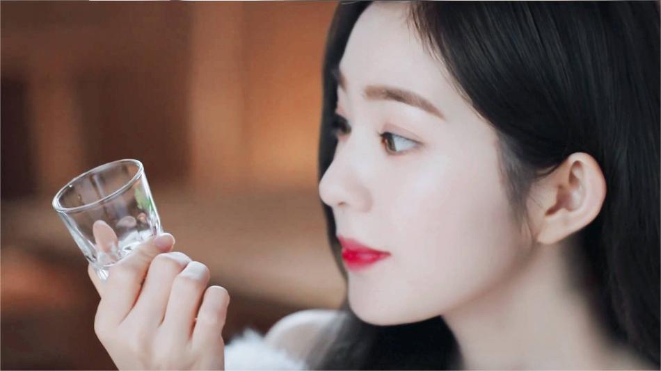 多少度的白酒好？酒厂总工程师给出解答，喝酒人士早知早受益