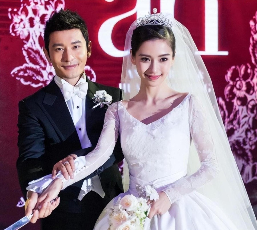 万万没想到，35岁杨颖兜兜转转干回“老本行”，活成内娱最大笑