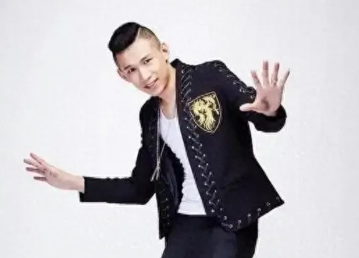 千万级劣迹网红MC天佑疑复出直播再被封禁，本人回应来了