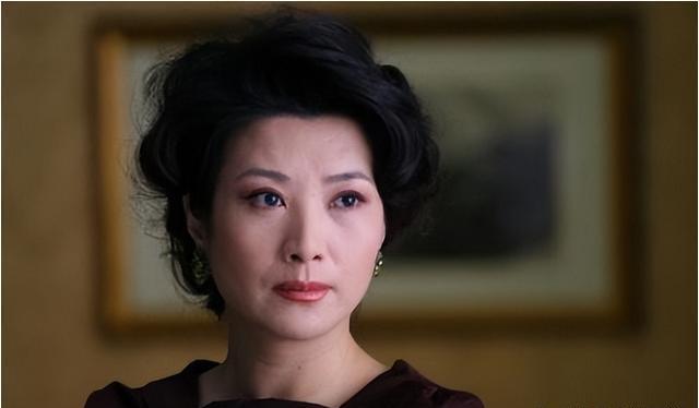 国家一级演员王静：身材傲人长相好，至今零绯闻，60岁却婚姻成迷