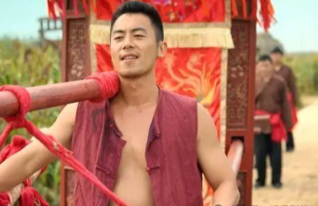 央八开播！38集谍战大剧来袭，演员阵容雄厚，配角都是实力派，剧荒有解了