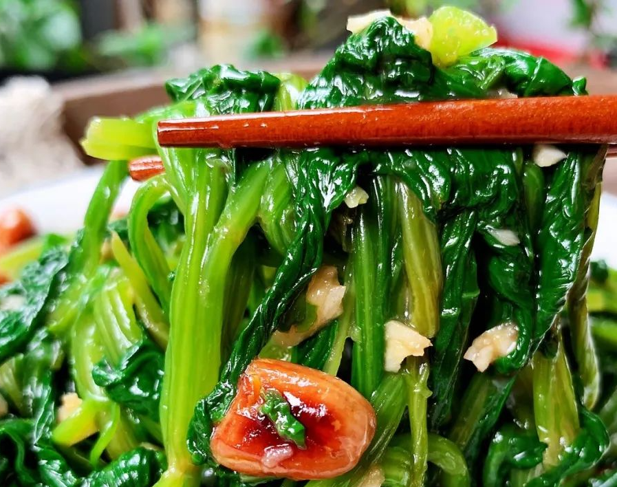 常吃菠菜好处多，却是这3类人的“禁忌”，看了第一种，很多人都不知道！