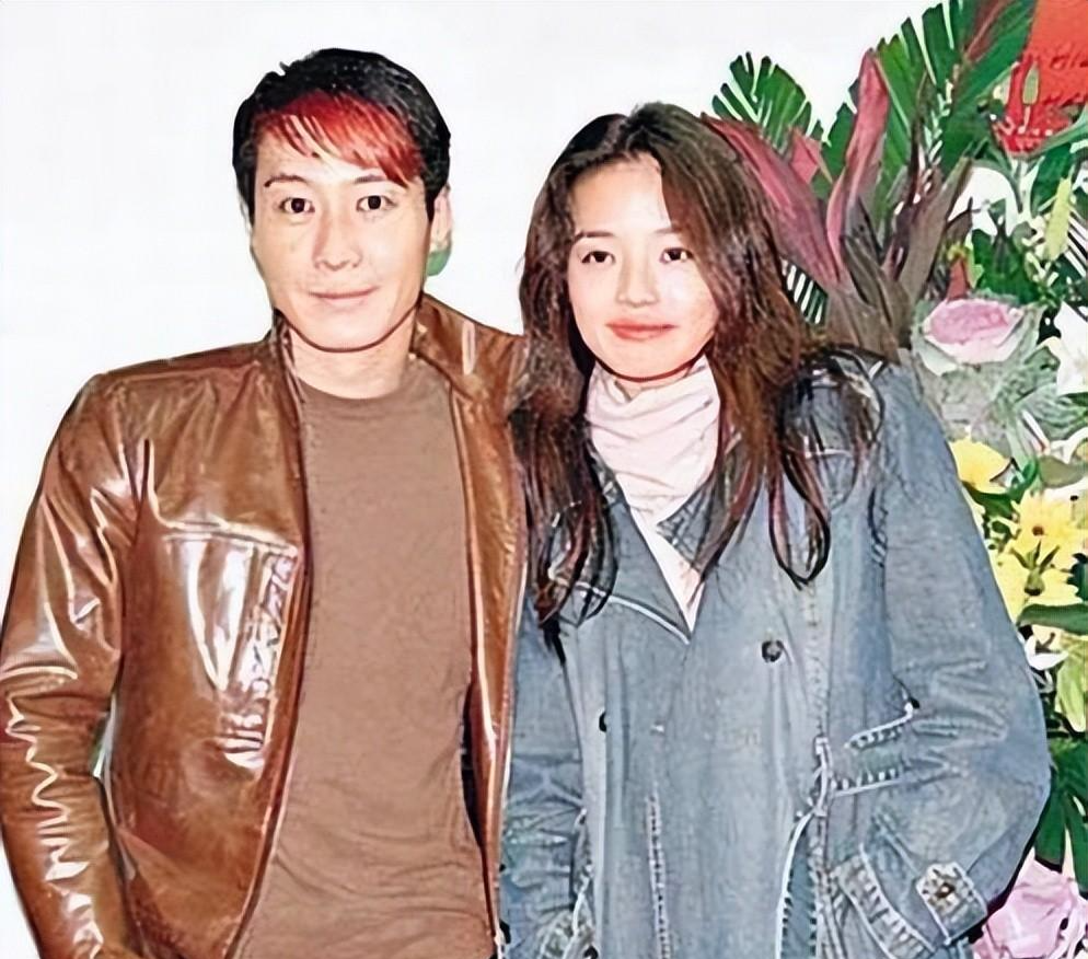 原来这些明星曾是情侣,网友:谁的新欢,不是别人的旧爱