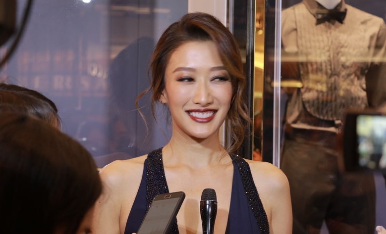 谢霆锋妹妹罕见亮相，居住国外容颜冻龄，情史颇丰5年前秘密产女