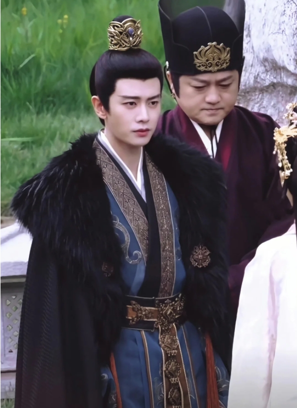 内娱男妲己大曝光,肖战仅排第二,第一名竟是他?