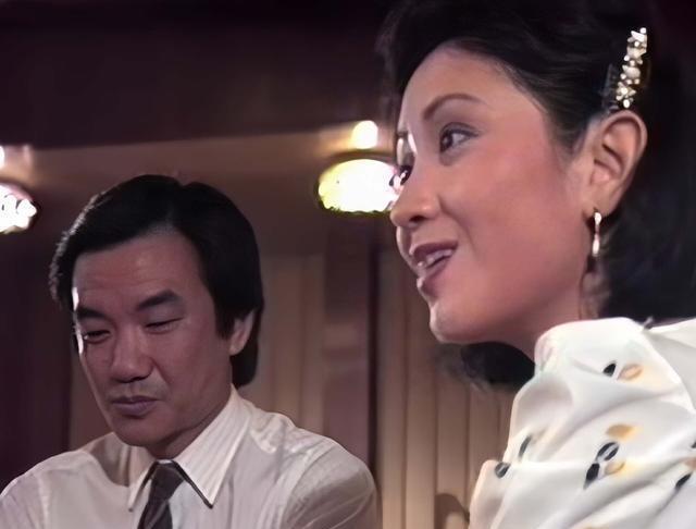 突传噩耗！香港主持人刘家杰被曝离世，移民加拿大深居简出多年