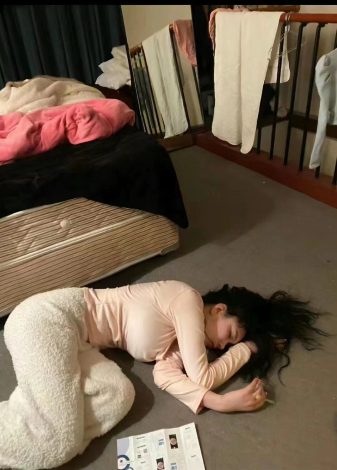 细心的人就会发现:肾精亏虚的男人,身体这3处会软得厉害