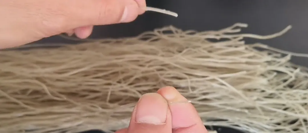 粉条里有没有明胶,打火机烧一烧就知道,学会再也不会买到假粉条