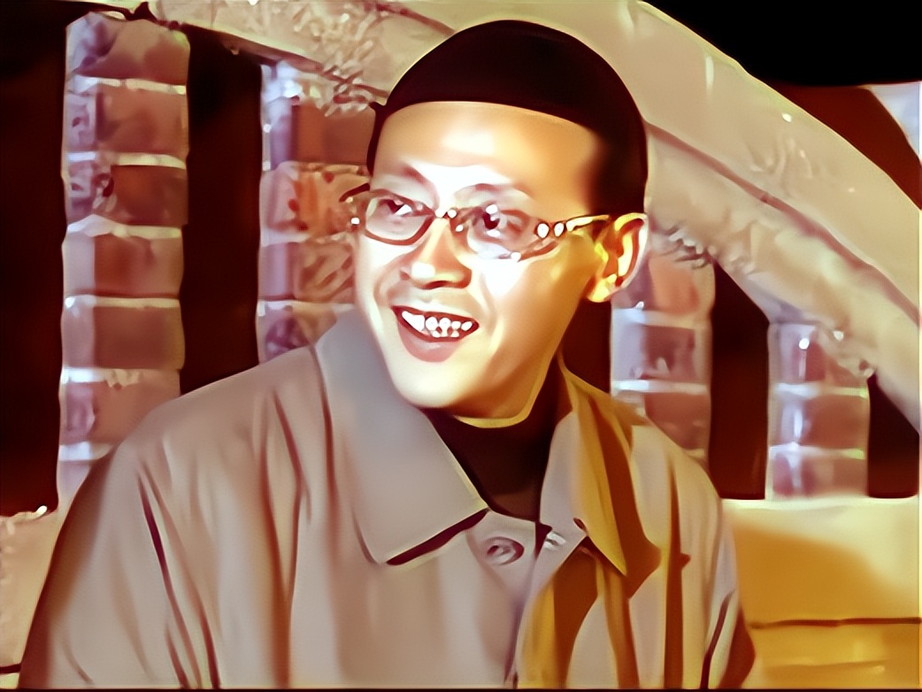 他是国家一级“三级演员”，从影38年无人识，戏路比六小龄童还窄