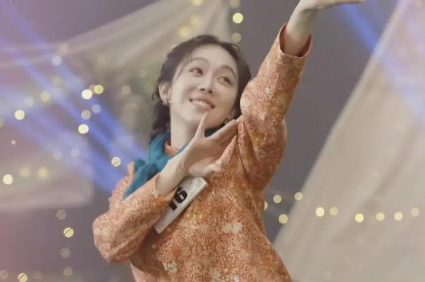 姜妍被曝早已结婚!宋丹丹点头同意,丈夫是北京某银行支行行长