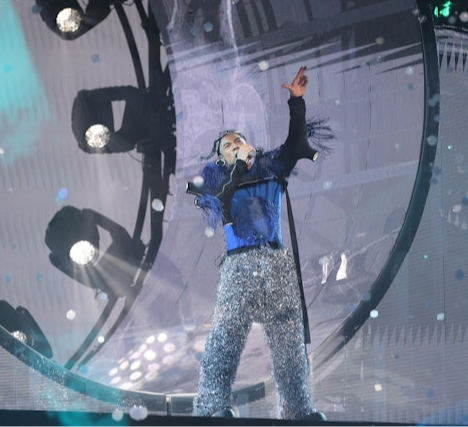 天王郭富城演唱前”得罪“发型师